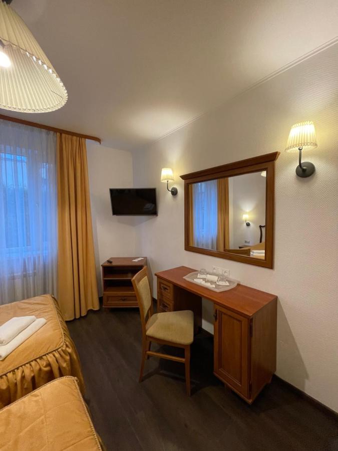 Gusarskiy Hotel&Apartment Kiev Dış mekan fotoğraf