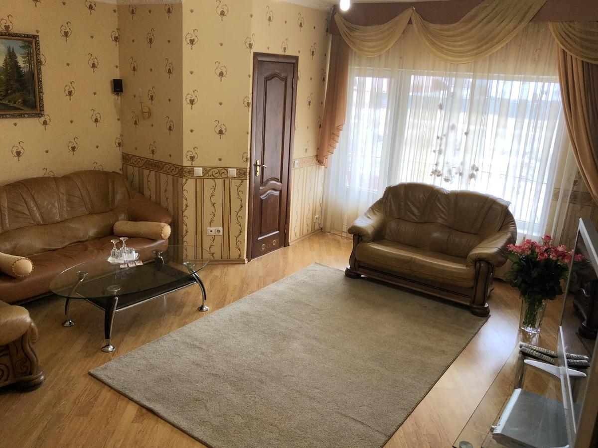 Gusarskiy Hotel&Apartment Kiev Dış mekan fotoğraf